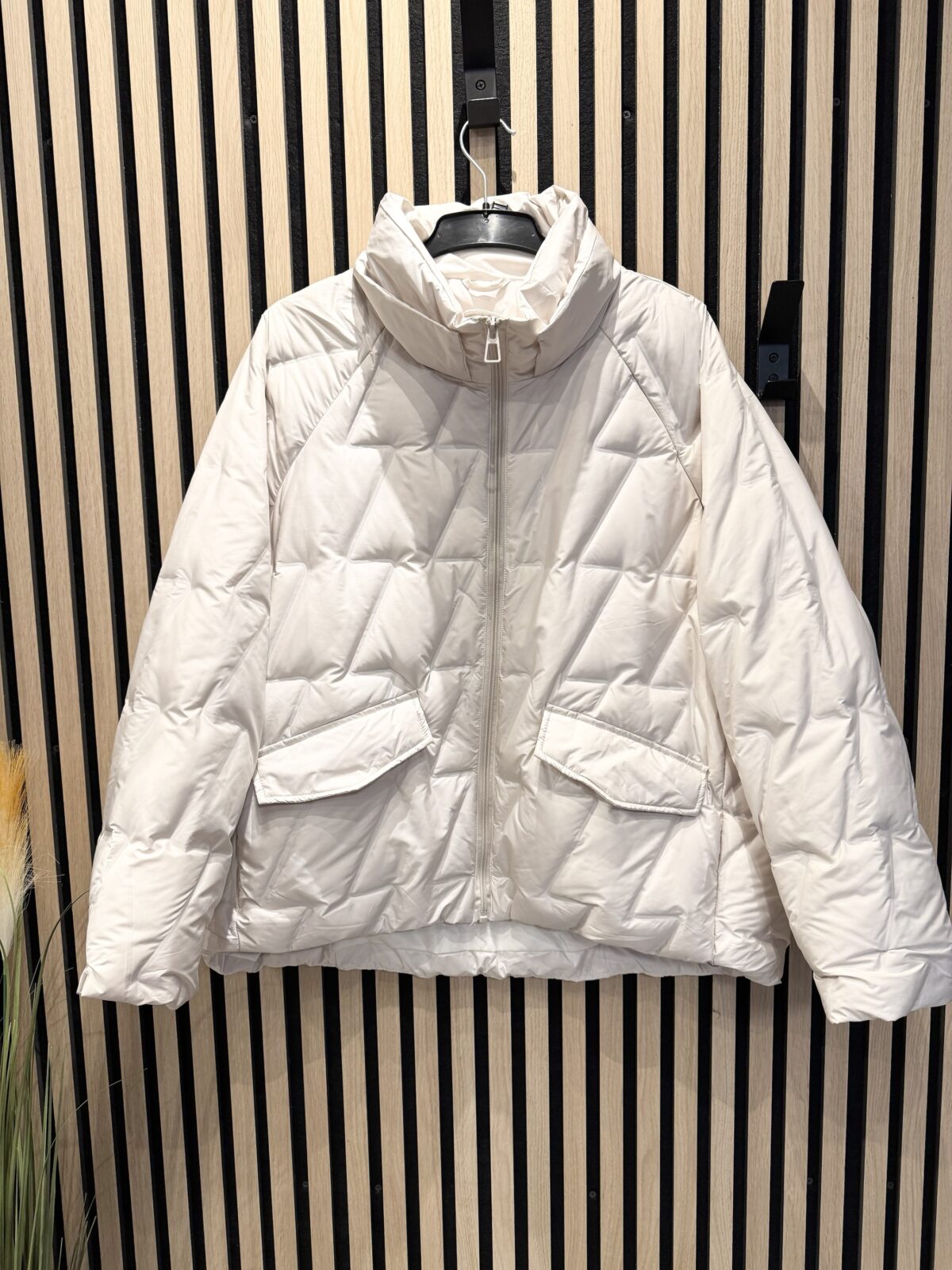 Lengva pavasarinė striukė