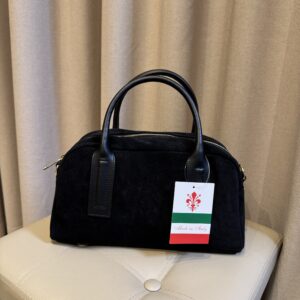 Stilinga itališka verstos odos rankinė “Black”