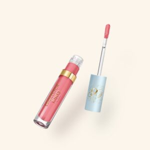 🌸 KIKO MILANO Bridgerton Brilliant Bliss lūpų blizgesys 02 – Blushing Nectarine