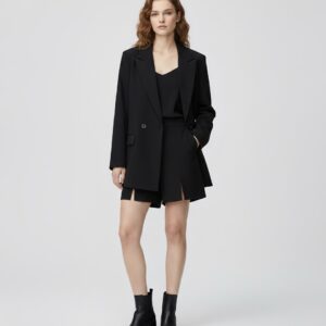 Klasikinis juodas švarkas