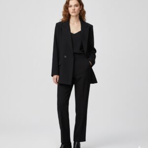 Klasikinis juodas švarkas