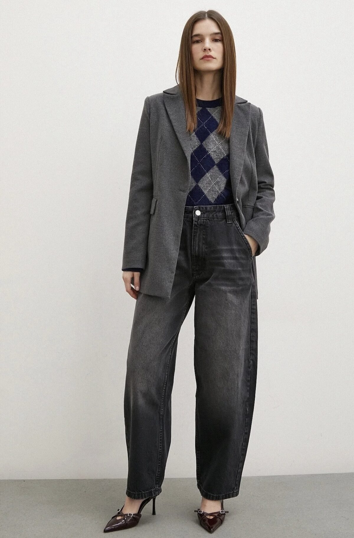 Balloon stiliaus džinsai