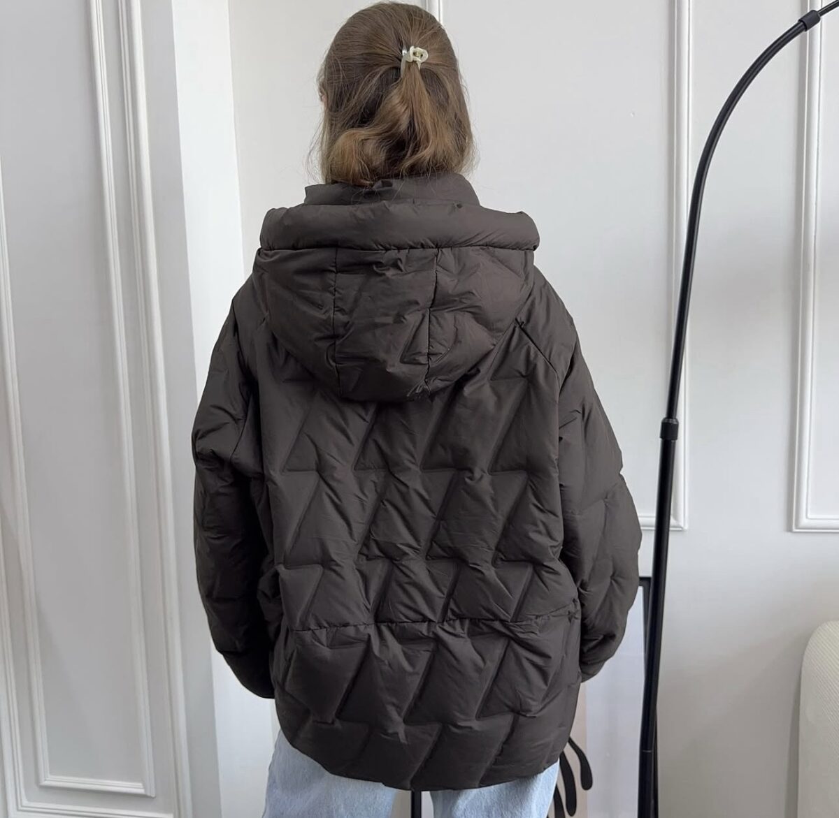 Pūkinė striukė - tamsiai ruda