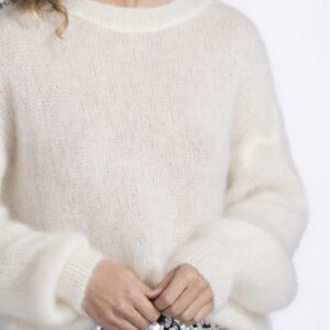 Moherinis pieno baltumo megztinis