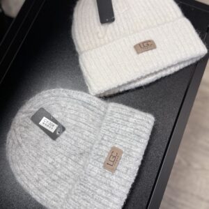 Šilta megzta kepurė — UGC