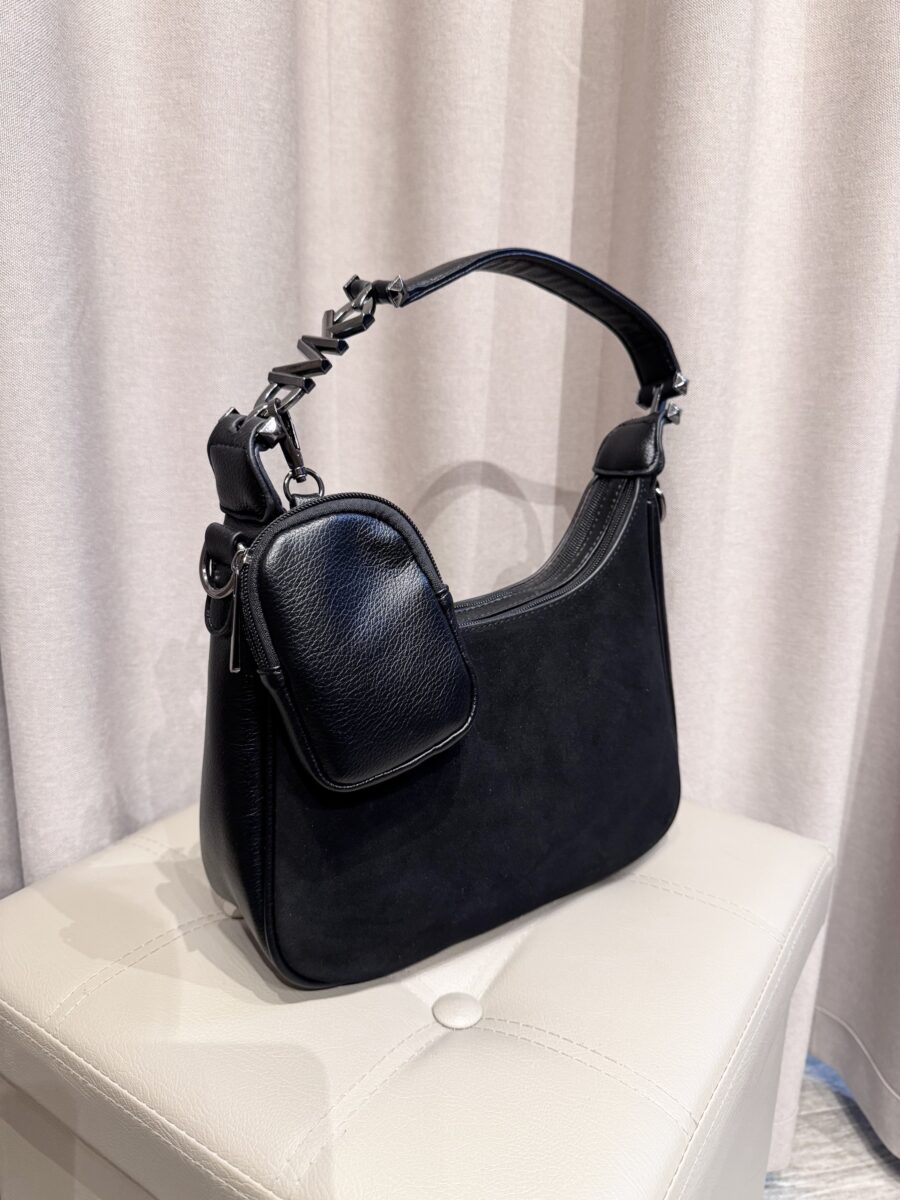 img_2033 Juoda rankinė