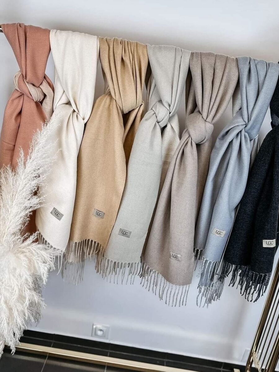 img_2050 Didelis šiltas šalikas — UGC