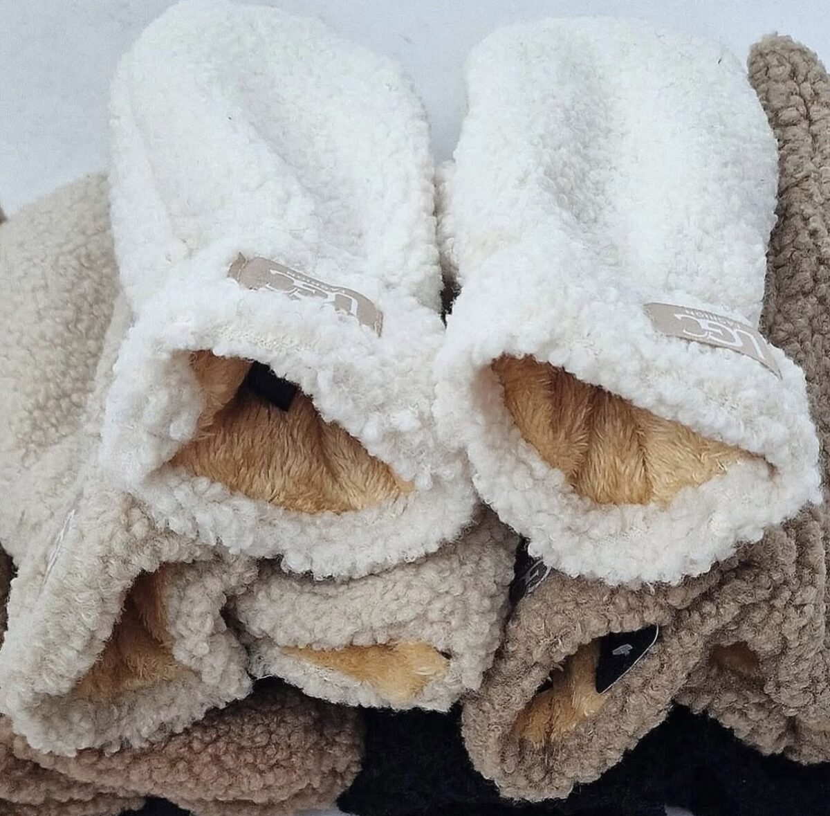 Teddy stiliaus šiltos kumštinės pirštinės — UGC