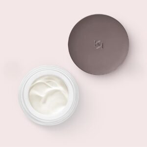 KIKO MILANO Bright Lift Night – naktinis stangrinamasis kremas