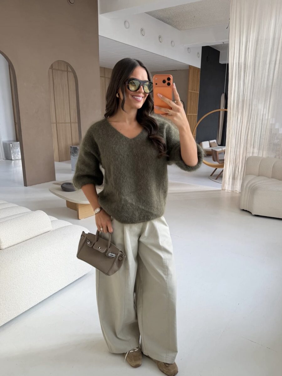 screenshot-687 Purios tekstūros megztinis iš kid moheros – samanų spalvos megztinis (V iškirptė)