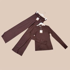 Itališkas laisvalaikio kostiumėlis iš tamprios viskozės