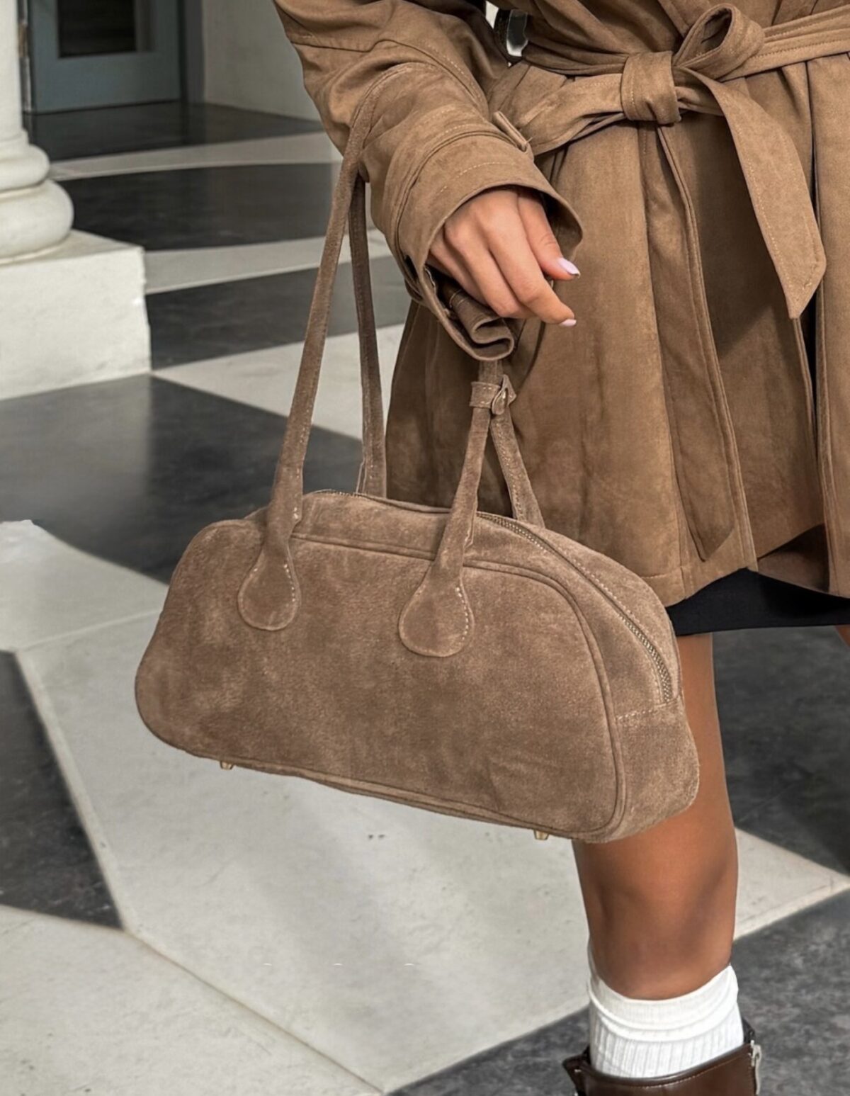 screenshot-720 Rankinė „Cosma“ iš natūralios verstos odos – smėlio spalvos (beige)