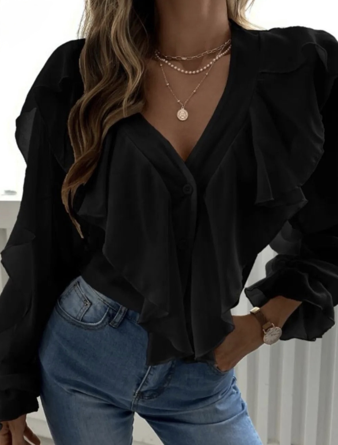 screenshot-775 Šventiniai marškinukai su raukiniais – elegantiškas modelis - juoda