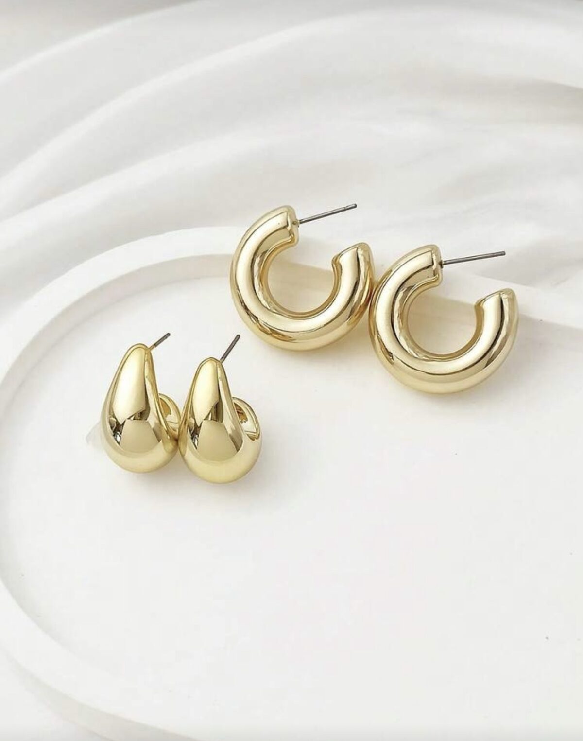 LADY COCO auksinės spalvos auskarų rinkinys (2 poros)