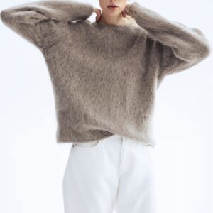 Purios tekstūros moherinis megztinis