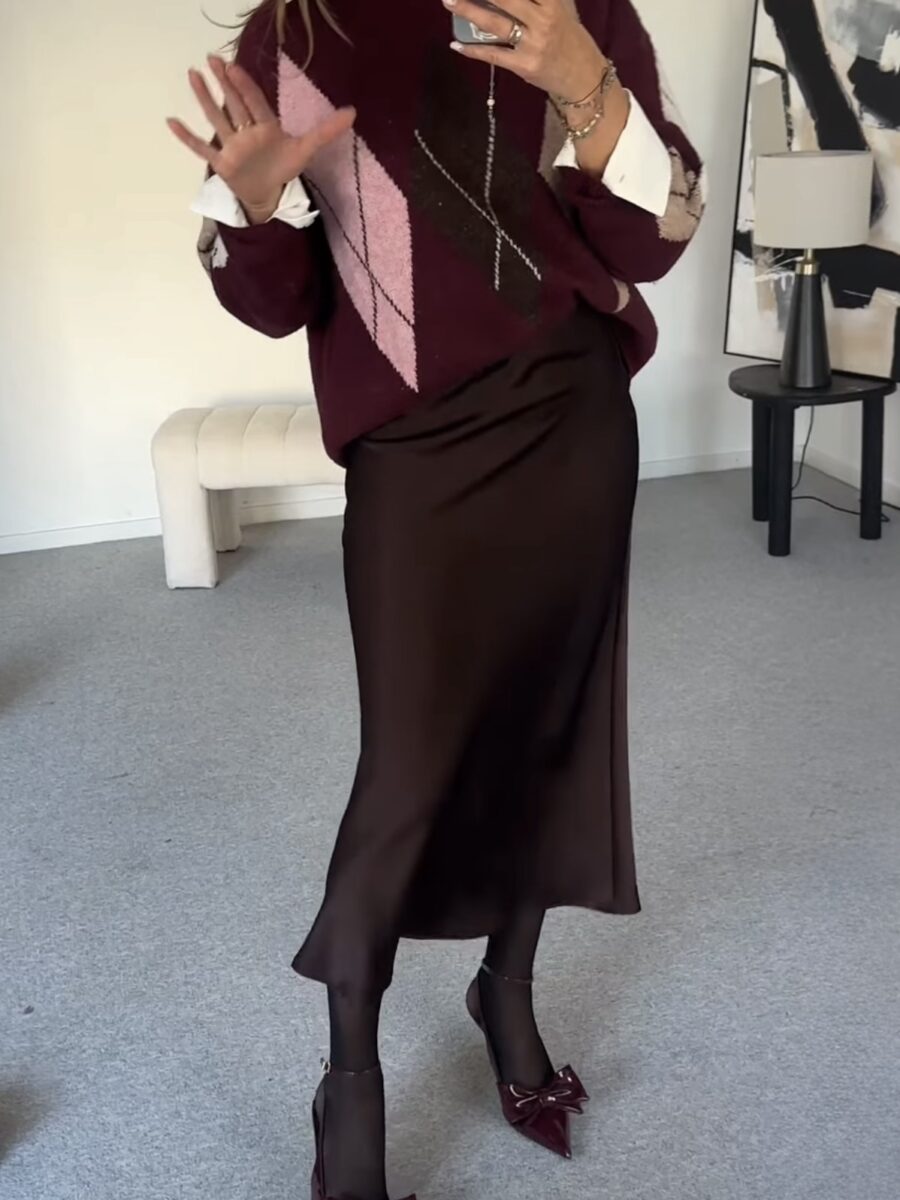 Šiltas megztukas su rombų raštu