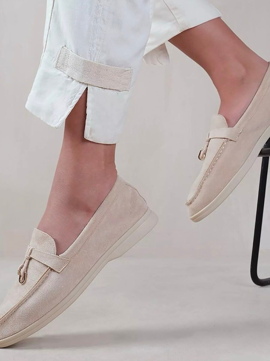 screenshot-903 Kreminiai mokasinai iš natūralios zomšos odos