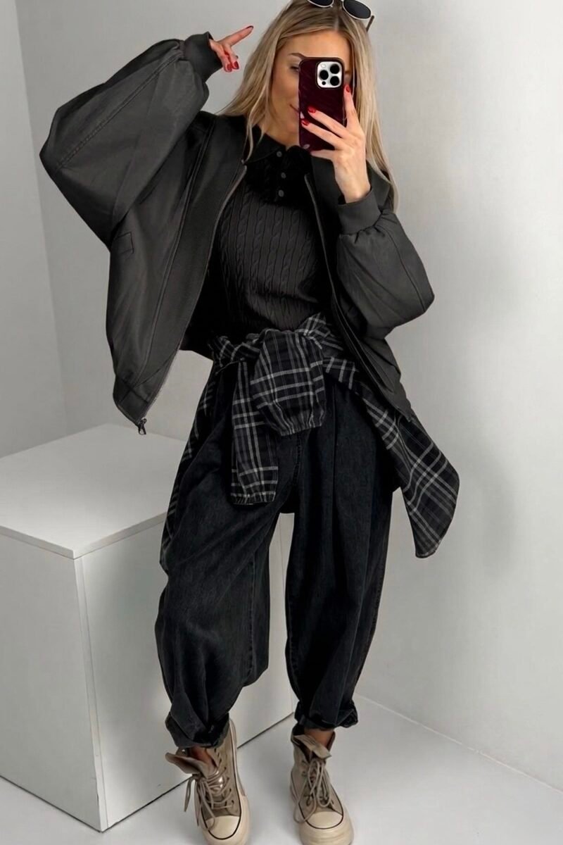 img_8801-2 Juoda eko odos bomber stiliaus striukė