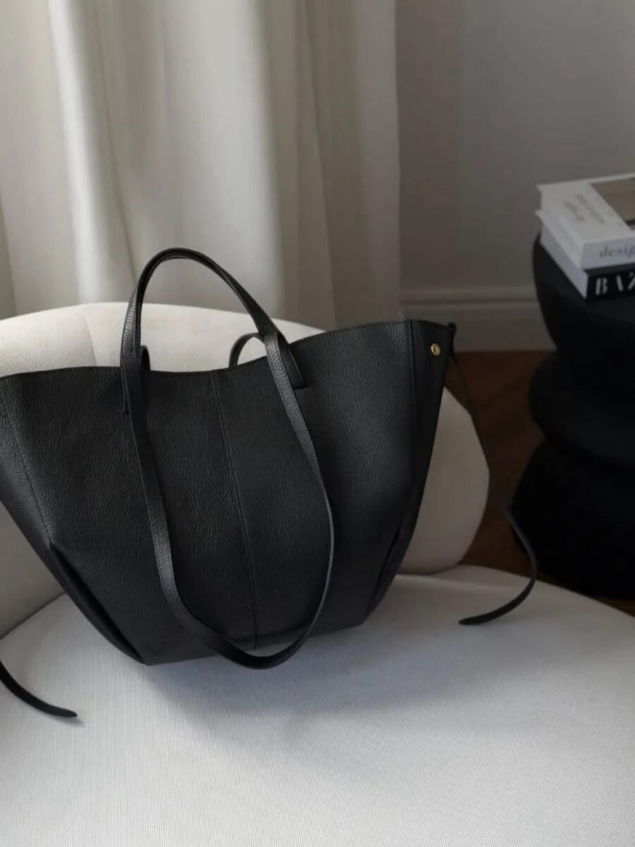 img_9506 Natūralios odos rankinė „LAURA BIAGGI“