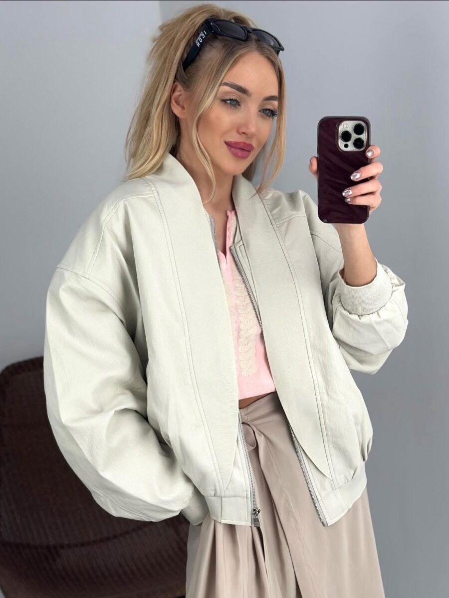 Kreminė eko odos bomber stiliaus striukė