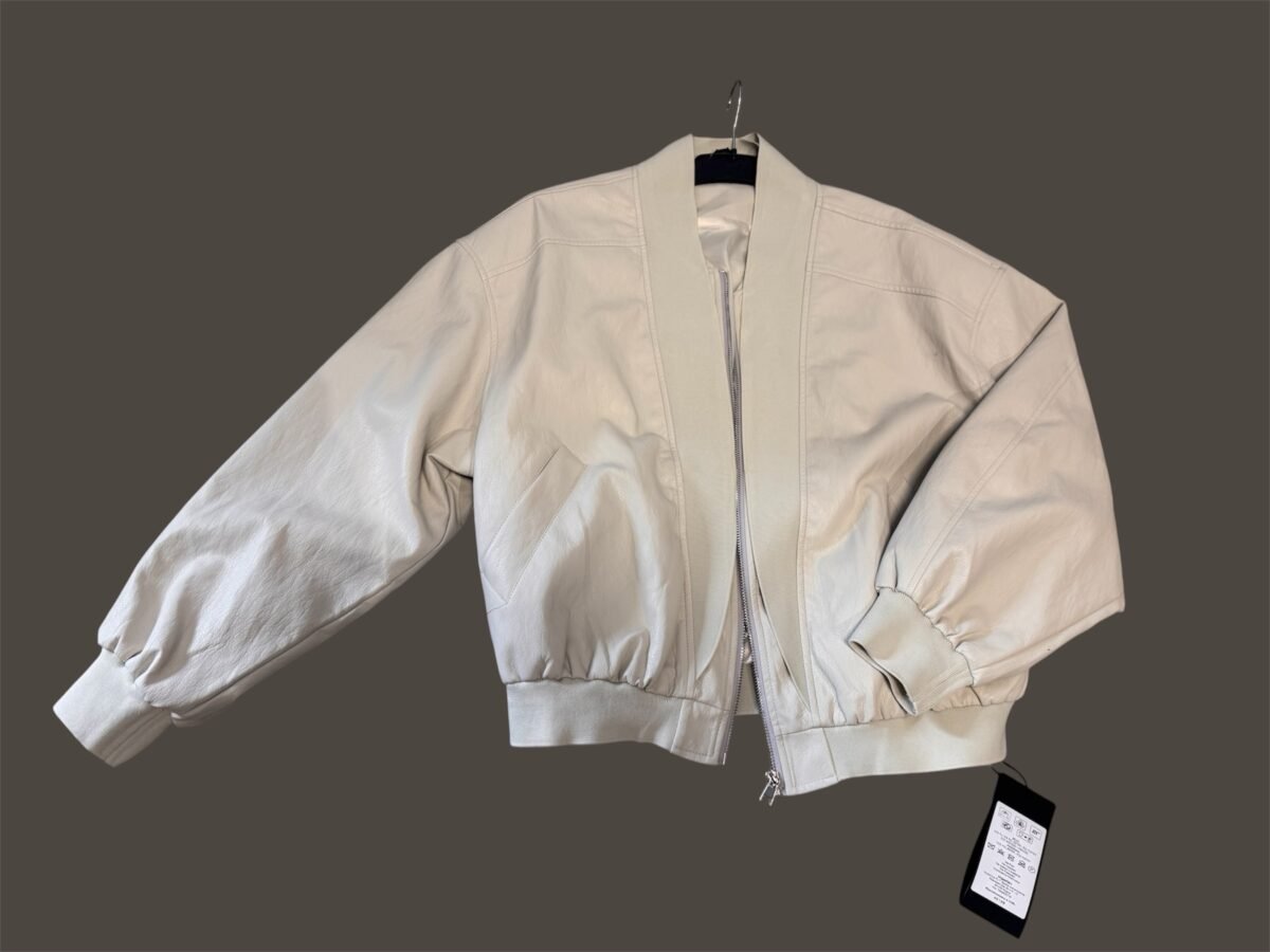 photoroom_20260319_141408 Kreminė eko odos bomber stiliaus striukė