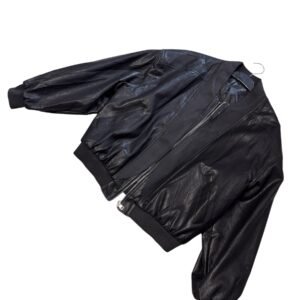 Juoda eko odos bomber stiliaus striukė