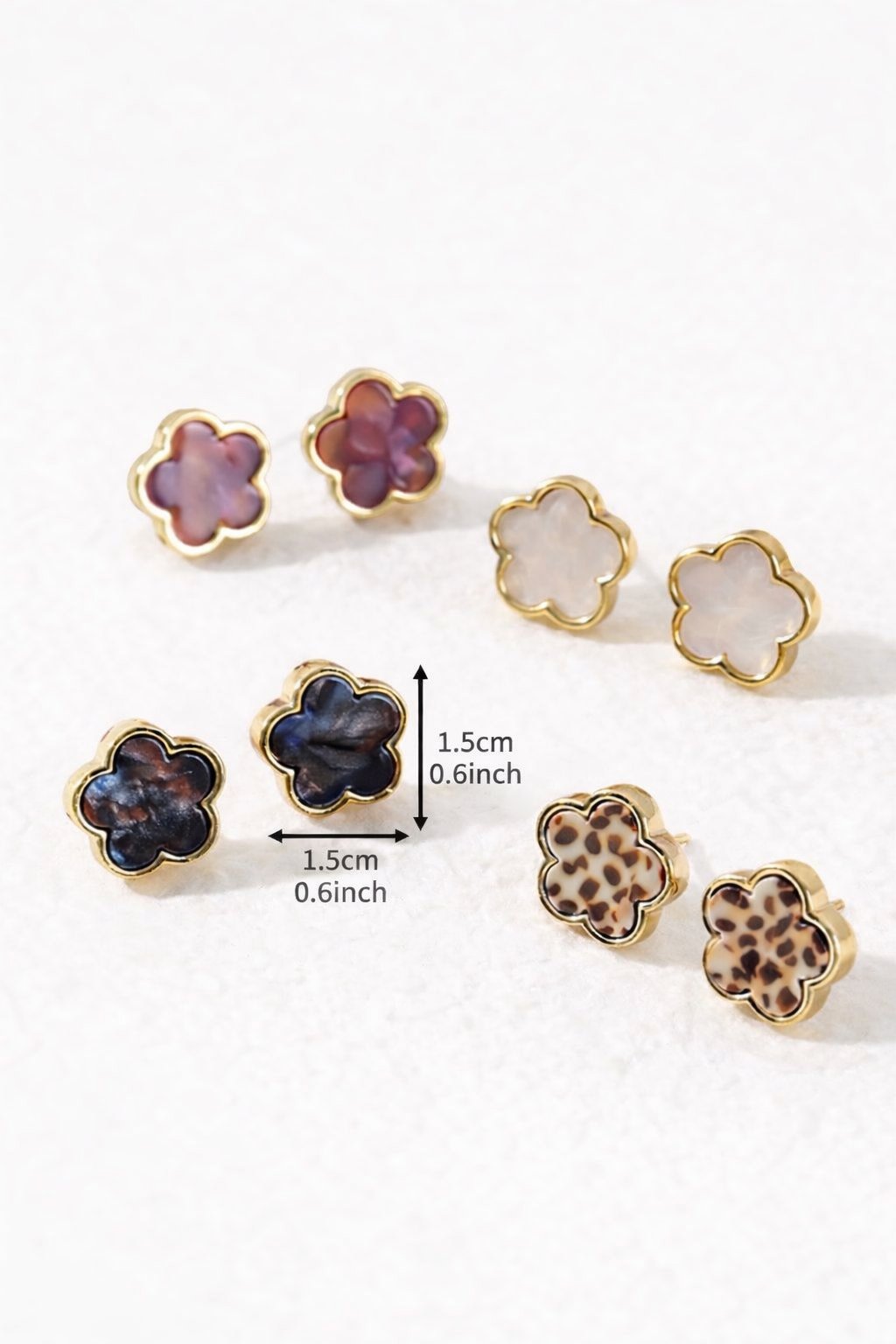 4 porų auskarų rinkinys – gėlytės