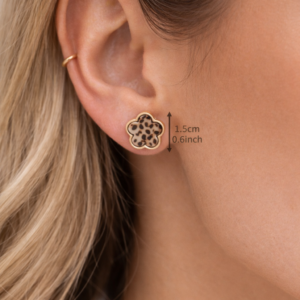 4 porų auskarų rinkinys – gėlytės