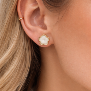 4 porų auskarų rinkinys – gėlytės