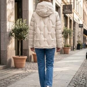 Pavasarinė striukė (kreminė)